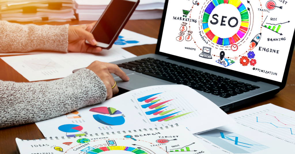 Mentor guiding students in SEO Course near me in Chandigarh