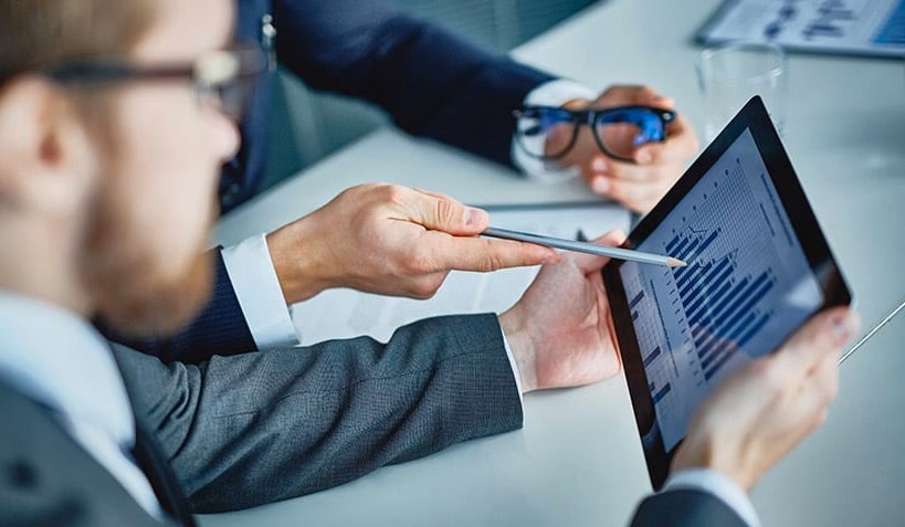 Students receiving SEO certification in Chandigarh